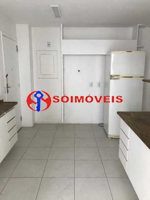 Conheça WhatsApp Image 2019-08-26 at 1 do imóvel - Cobertura 4 quartos à venda Rio de Janeiro,RJ - R$ 2.500.000 - LBCO40255 - 11 WhatsApp Image 2019-08-26 at 1 - Cobertura 4 quartos à venda Rio de Janeiro,RJ - R$ 2.500.000 - LBCO40255 - 11