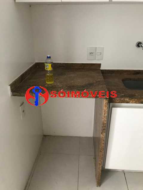 Conheça WhatsApp Image 2019-08-26 at 1 do imóvel - Cobertura 4 quartos à venda Rio de Janeiro,RJ - R$ 2.500.000 - LBCO40255 - 23 WhatsApp Image 2019-08-26 at 1 - Cobertura 4 quartos à venda Rio de Janeiro,RJ - R$ 2.500.000 - LBCO40255 - 23