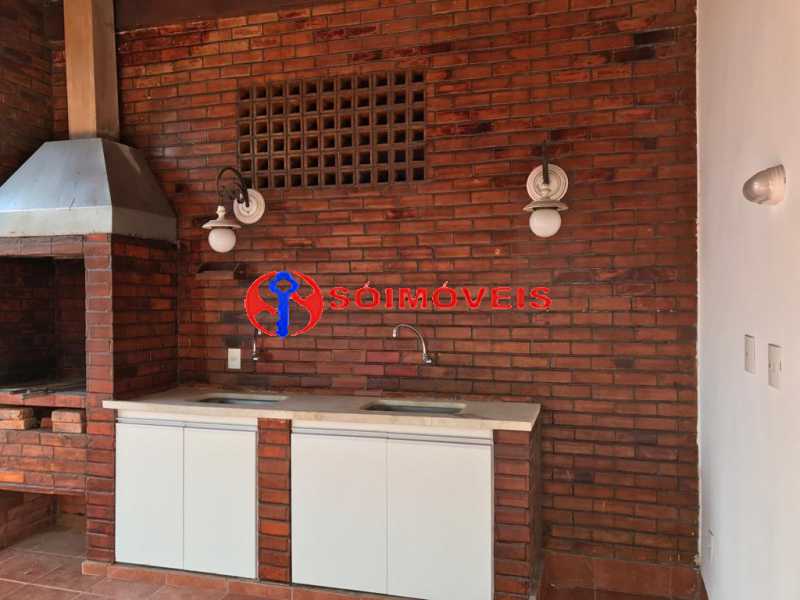 Conheça WhatsApp Image 2019-08-26 at 1 do imóvel - Cobertura 4 quartos à venda Rio de Janeiro,RJ - R$ 2.500.000 - LBCO40255 - 25 WhatsApp Image 2019-08-26 at 1 - Cobertura 4 quartos à venda Rio de Janeiro,RJ - R$ 2.500.000 - LBCO40255 - 25
