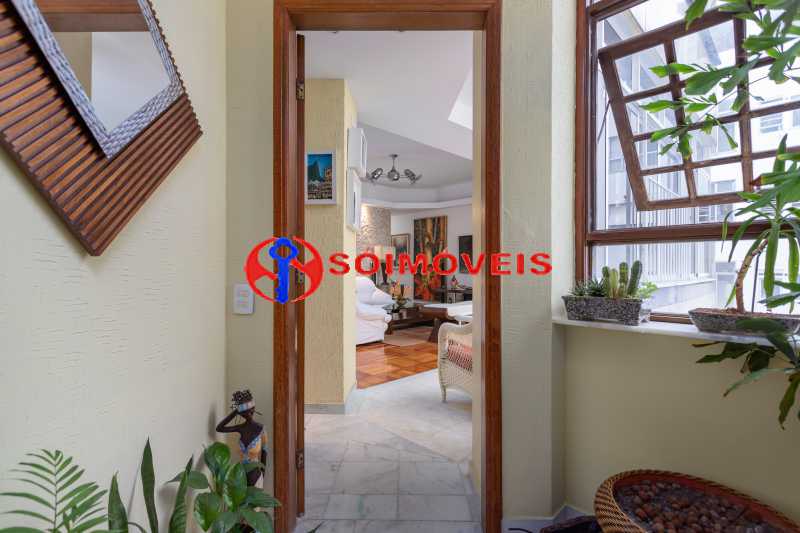 Conheça Neuza - Av Atlantica 1212 ap10 do imóvel - ÓTIMO APARTAMENTO COM EXCELENTE LOCALIZAÇÃO!!! - POAP30371 - 3 Neuza - Av Atlantica 1212 ap10 - ÓTIMO APARTAMENTO COM EXCELENTE LOCALIZAÇÃO!!! - POAP30371 - 3
