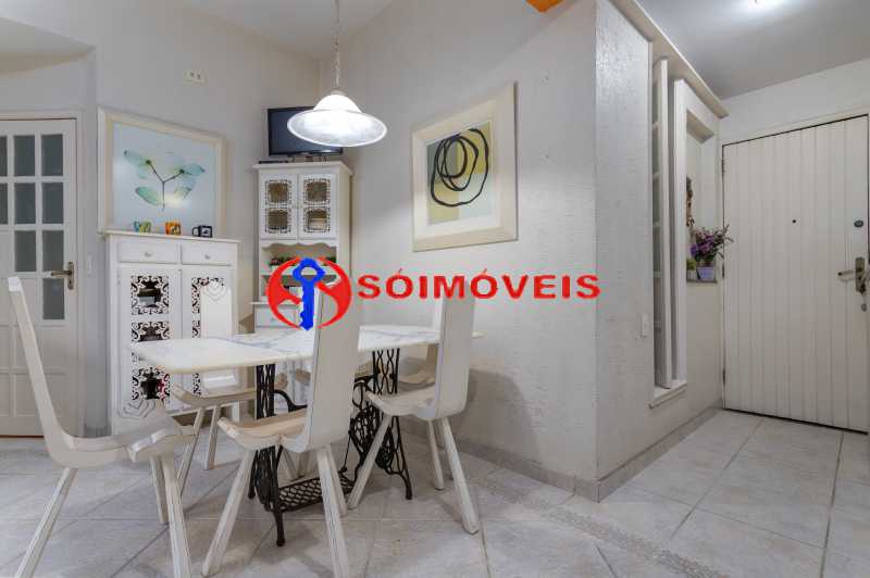Conheça Neuza - Av Atlantica 1212 ap10 do imóvel - ÓTIMO APARTAMENTO COM EXCELENTE LOCALIZAÇÃO!!! - POAP30371 - 21 Neuza - Av Atlantica 1212 ap10 - ÓTIMO APARTAMENTO COM EXCELENTE LOCALIZAÇÃO!!! - POAP30371 - 21