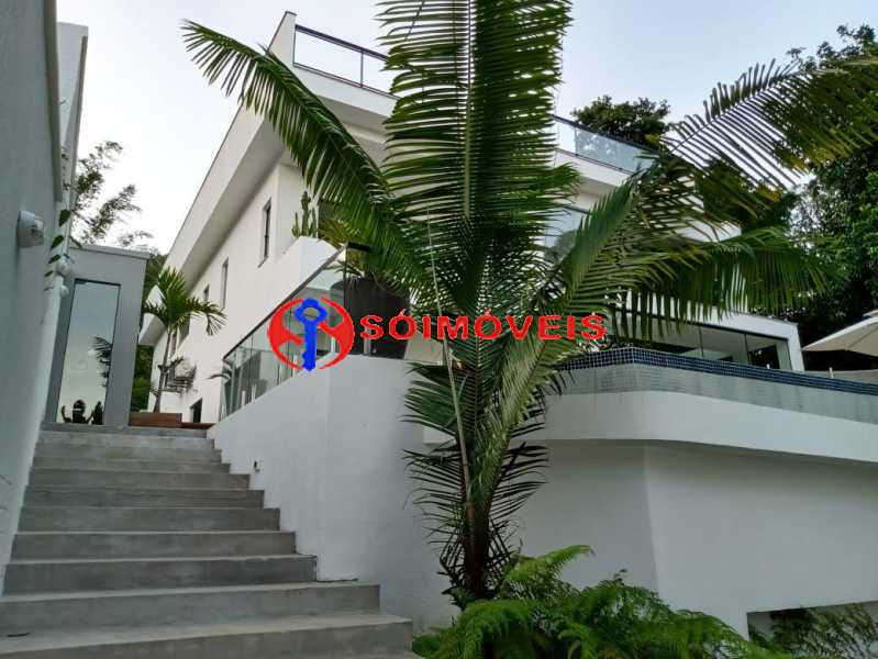 Conheça AI 1 do imóvel - No Itanhangá magnífica casa triplex com uma infra estrutura sensacional. - LBCN50028 - 1 AI 1 - No Itanhangá magnífica casa triplex com uma infra estrutura sensacional. - LBCN50028 - 1