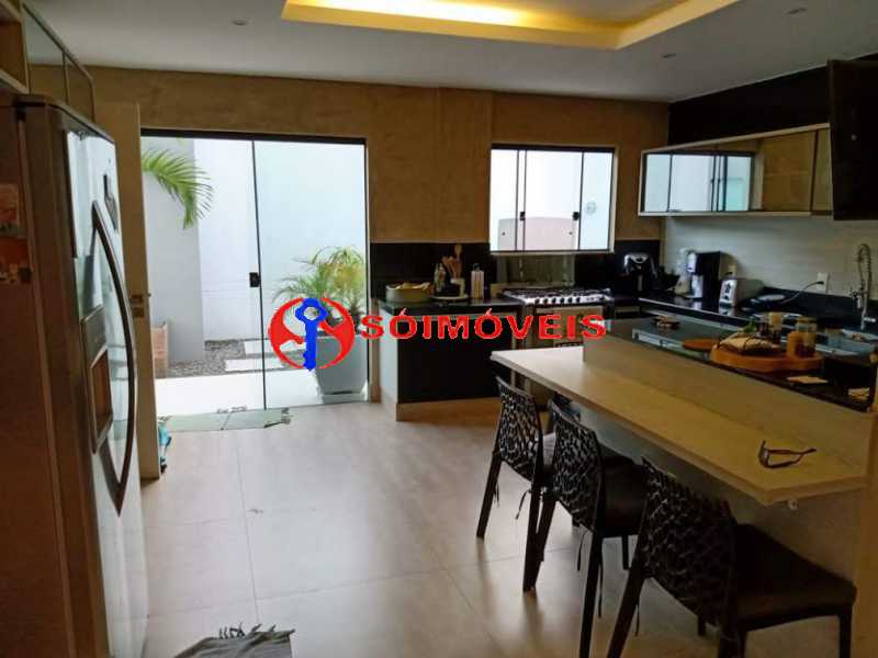 Conheça AI 7 do imóvel - No Itanhangá magnífica casa triplex com uma infra estrutura sensacional. - LBCN50028 - 12 AI 7 - No Itanhangá magnífica casa triplex com uma infra estrutura sensacional. - LBCN50028 - 12