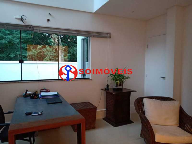 Conheça AI 10 do imóvel - No Itanhangá magnífica casa triplex com uma infra estrutura sensacional. - LBCN50028 - 14 AI 10 - No Itanhangá magnífica casa triplex com uma infra estrutura sensacional. - LBCN50028 - 14
