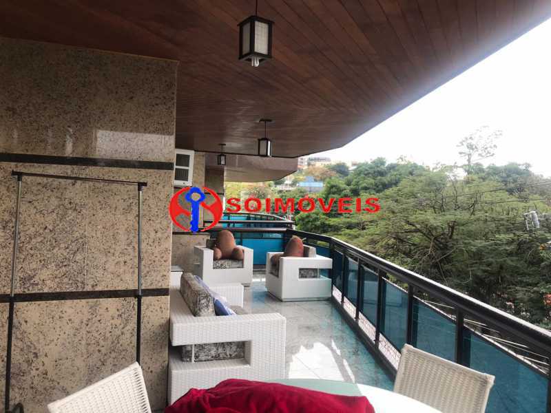 Conheça 2 do imóvel - EXCELENTE APARTAMENTO DE ALTO LUXO NO JARDIM GUANABARA COM 281 M², 5 QUARTOS, SENDO 4 SUÍTES E 5 VAGAS ESCRITURADAS. - LBAP50140 - 3 2 - EXCELENTE APARTAMENTO DE ALTO LUXO NO JARDIM GUANABARA COM 281 M², 5 QUARTOS, SENDO 4 SUÍTES E 5 VAGAS ESCRITURADAS. - LBAP50140 - 3