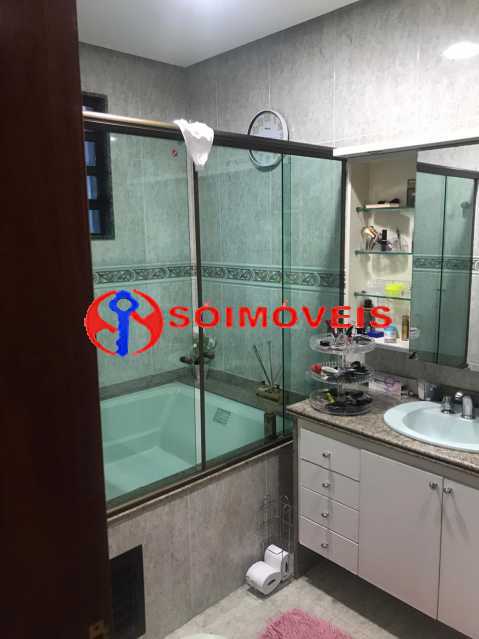 Conheça 8 do imóvel - EXCELENTE APARTAMENTO DE ALTO LUXO NO JARDIM GUANABARA COM 281 M², 5 QUARTOS, SENDO 4 SUÍTES E 5 VAGAS ESCRITURADAS. - LBAP50140 - 9 8 - EXCELENTE APARTAMENTO DE ALTO LUXO NO JARDIM GUANABARA COM 281 M², 5 QUARTOS, SENDO 4 SUÍTES E 5 VAGAS ESCRITURADAS. - LBAP50140 - 9