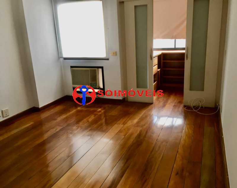 Conheça 11 do imóvel - ESPETACULAR COBERTURA DUPLEX NO LEBLON COM 249 M², 3 QUARTOS SENDO 2 SUÍTES, LAVABO, DEPENDÊNCIAS E 2 VAGAS ESCRITURADAS. - LBCO30382 - 12 11 - ESPETACULAR COBERTURA DUPLEX NO LEBLON COM 249 M², 3 QUARTOS SENDO 2 SUÍTES, LAVABO, DEPENDÊNCIAS E 2 VAGAS ESCRITURADAS. - LBCO30382 - 12