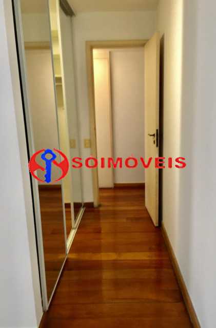 Conheça 12 do imóvel - ESPETACULAR COBERTURA DUPLEX NO LEBLON COM 249 M², 3 QUARTOS SENDO 2 SUÍTES, LAVABO, DEPENDÊNCIAS E 2 VAGAS ESCRITURADAS. - LBCO30382 - 13 12 - ESPETACULAR COBERTURA DUPLEX NO LEBLON COM 249 M², 3 QUARTOS SENDO 2 SUÍTES, LAVABO, DEPENDÊNCIAS E 2 VAGAS ESCRITURADAS. - LBCO30382 - 13