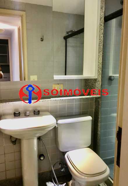 Conheça 21 do imóvel - ESPETACULAR COBERTURA DUPLEX NO LEBLON COM 249 M², 3 QUARTOS SENDO 2 SUÍTES, LAVABO, DEPENDÊNCIAS E 2 VAGAS ESCRITURADAS. - LBCO30382 - 22 21 - ESPETACULAR COBERTURA DUPLEX NO LEBLON COM 249 M², 3 QUARTOS SENDO 2 SUÍTES, LAVABO, DEPENDÊNCIAS E 2 VAGAS ESCRITURADAS. - LBCO30382 - 22