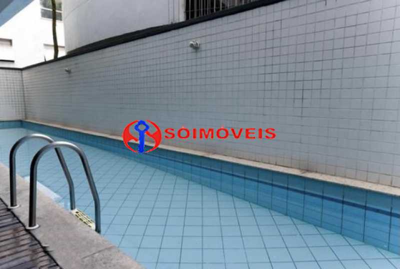 Conheça 18 do imóvel - ESPETACULAR COBERTURA DUPLEX EM RESIDENCIAL COM SERVIÇOS. VARANDÃO, 2 QUARTOS, VAGA ESCRITURADA, CHURRASQUEIRA E PISCINA. - LBCO20146 - 19 18 - ESPETACULAR COBERTURA DUPLEX EM RESIDENCIAL COM SERVIÇOS. VARANDÃO, 2 QUARTOS, VAGA ESCRITURADA, CHURRASQUEIRA E PISCINA. - LBCO20146 - 19