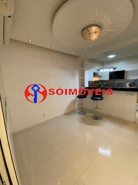 Conheça CWOL3790 do imóvel - Flat 1 quarto à venda Niterói,RJ Camboinhas - R$ 320.000 - LBFL10150 - 5 CWOL3790 - Flat 1 quarto à venda Niterói,RJ Camboinhas - R$ 320.000 - LBFL10150 - 5