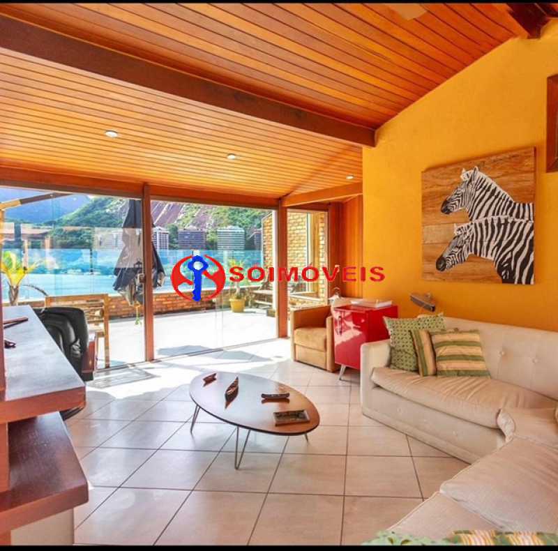 Conheça 5 do imóvel - Charmosíssima cobertura duplex com vista cinematográfica da Lagoa, em uma das mais nobres localizações do Rio de Janeiro. - LBCO30387 - 6 5 - Charmosíssima cobertura duplex com vista cinematográfica da Lagoa, em uma das mais nobres localizações do Rio de Janeiro. - LBCO30387 - 6