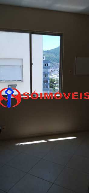 Conheça 33a4515f-3423-4f2b-bc14-5906e0 do imóvel - Apartamento reformado, claro e arejado, 2 quartos com dependência. - LBAP23270 - 4 33a4515f-3423-4f2b-bc14-5906e0 - Apartamento reformado, claro e arejado, 2 quartos com dependência. - LBAP23270 - 4