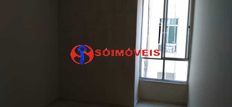 Conheça a6826aec-522a-4a49-9f16-af0825 do imóvel - Apartamento reformado, claro e arejado, 2 quartos com dependência. - LBAP23270 - 22 a6826aec-522a-4a49-9f16-af0825 - Apartamento reformado, claro e arejado, 2 quartos com dependência. - LBAP23270 - 22