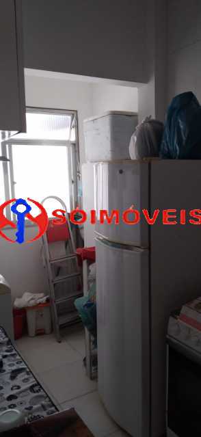 Conheça 5672d81a-03bd-4480-8aa7-bd74e7 do imóvel - Localizado próximo a Praça Saens Pena, farta condução e comércio. Sala, 2 quartos e terraço externo. - LBAP23380 - 14 5672d81a-03bd-4480-8aa7-bd74e7 - 14