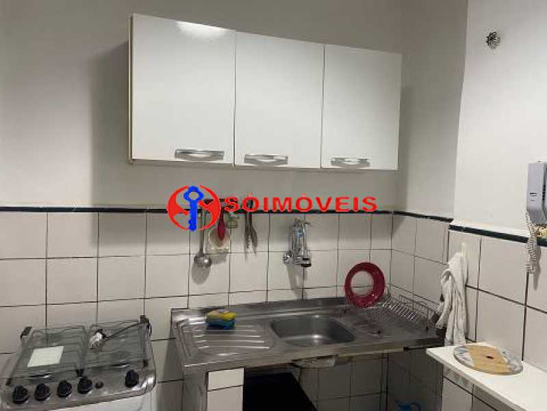 Conheça TM 8 do imóvel - NA GLÓRIA ACONCHEGANTE SALA E QUARTO COM BANHEIRO SOCIAL, COZINHA E JARDIM. OPORTUNIDADE!!! - LBAP11287 - 9 TM 8 - NA GLÓRIA ACONCHEGANTE SALA E QUARTO COM BANHEIRO SOCIAL, COZINHA E JARDIM. OPORTUNIDADE!!! - LBAP11287 - 9