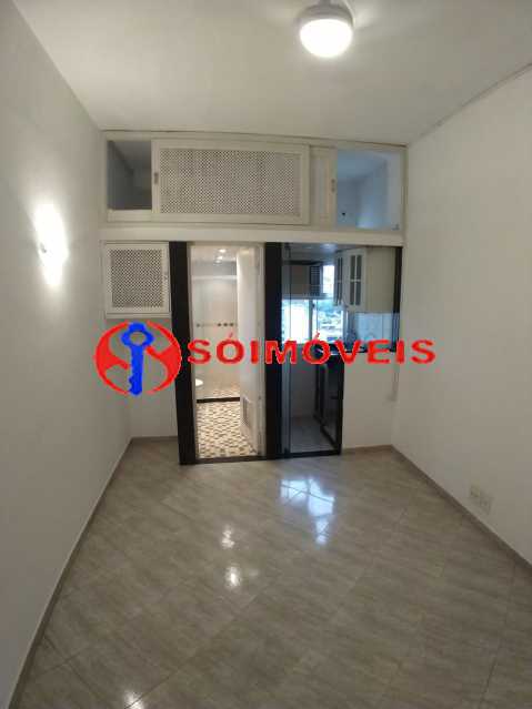 Conheça WhatsApp Image 2021-07-16 at 1 do imóvel - Kitnet/Conjugado 20m² para alugar Rio de Janeiro,RJ - R$ 450 - POKI00237 - 3 WhatsApp Image 2021-07-16 at 1 - Kitnet/Conjugado 20m² para alugar Rio de Janeiro,RJ - R$ 450 - POKI00237 - 3