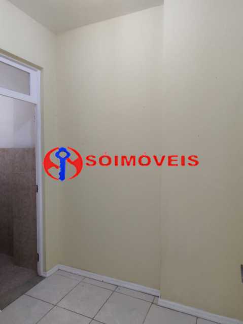 Conheça e348c13d-7aa6-4b98-894a-f11992 do imóvel - Oportunidade! Sala, 2 quartos com dependência de empregada - LBAP23698 - 17 e348c13d-7aa6-4b98-894a-f11992 - 17