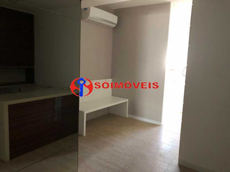 Conheça ae156c61-cddf-4648-8bd1-19919d do imóvel - Sala Alto padrão Leblon, ideal para consultório! - POSL00073 - 5 ae156c61-cddf-4648-8bd1-19919d - Sala Alto padrão Leblon, ideal para consultório! - POSL00073 - 5