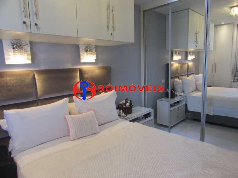 Conheça MC 11 do imóvel - NA BARRA DA TIJUCA MARAVILHOSO APART HOTEL COM VARANDA FECHADA COM VIDRO, SALA UM QUARTO COM SUÍTE E CLOSET,BANHEIRO SOCIAL COZINHA,TOTAL INFRA ESTRUTURA. DOC.OK - LBAP11376 - 12 MC 11 - NA BARRA DA TIJUCA MARAVILHOSO APART HOTEL COM VARANDA FECHADA COM VIDRO, SALA UM QUARTO COM SUÍTE E CLOSET,BANHEIRO SOCIAL COZINHA,TOTAL INFRA ESTRUTURA. DOC.OK - LBAP11376 - 12