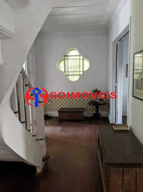 Conheça IM 2 do imóvel - NO ALTO DA BOA VISTA MARAVILHOSA CASA COLONIAL DE DOIS ANDARES TODA ARBORIZADA VAGA PARA TRÊS CARROS . DOC. OK .OPORTUNIDADE!!!! - LBCA40085 - 2 IM 2 - 2