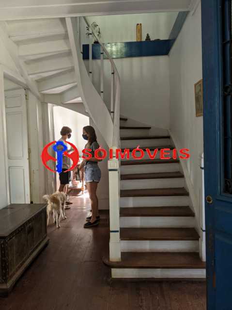 Conheça IM 7 do imóvel - NO ALTO DA BOA VISTA MARAVILHOSA CASA COLONIAL DE DOIS ANDARES TODA ARBORIZADA VAGA PARA TRÊS CARROS . DOC. OK .OPORTUNIDADE!!!! - LBCA40085 - 7 IM 7 - 7
