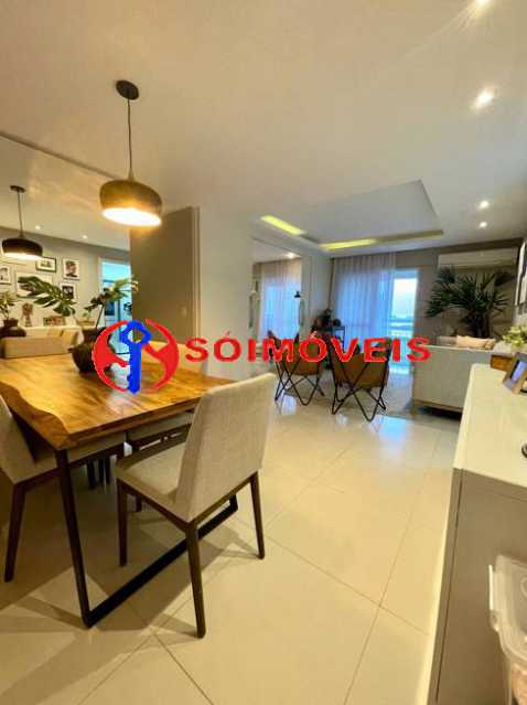 Conheça M 1 do imóvel - NA BARRA DA TIJUCA EXCELENTE APARTAMENTO REFORMADO CONTENDO 2 VARANDAS COM FECHAMENTO DE VIDRO SALA 3 QUARTOS SENDO UM COM SUÍTE E CLOSET COZINHA ÁREA DE SERVIÇO INFRA ESTRUTURA TOTAL - LBAP35378 - 1 M 1 - NA BARRA DA TIJUCA EXCELENTE APARTAMENTO REFORMADO CONTENDO 2 VARANDAS COM FECHAMENTO DE VIDRO SALA 3 QUARTOS SENDO UM COM SUÍTE E CLOSET COZINHA ÁREA DE SERVIÇO INFRA ESTRUTURA TOTAL - LBAP35378 - 1