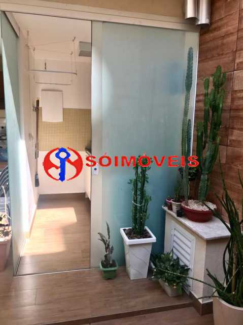 Conheça WhatsApp Image 2022-04-29 at 1 do imóvel - Salão 3 ambientes, 3 quartos sendo 2 suites! - POCV30006 - 15 WhatsApp Image 2022-04-29 at 1 - Salão 3 ambientes, 3 quartos sendo 2 suites! - POCV30006 - 15