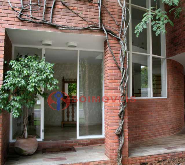 Conheça 1 do imóvel - IMPECÁVEL CASA DUPLEX NO CONDOMÍNIO SANTA HELENA NA BARRA DA TIJUCA COM 5 SUÍTES. - LBCN60001 - 3 1 - IMPECÁVEL CASA DUPLEX NO CONDOMÍNIO SANTA HELENA NA BARRA DA TIJUCA COM 5 SUÍTES. - LBCN60001 - 3