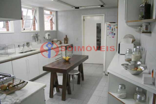 Conheça 7 do imóvel - IMPECÁVEL CASA DUPLEX NO CONDOMÍNIO SANTA HELENA NA BARRA DA TIJUCA COM 5 SUÍTES. - LBCN60001 - 8 7 - IMPECÁVEL CASA DUPLEX NO CONDOMÍNIO SANTA HELENA NA BARRA DA TIJUCA COM 5 SUÍTES. - LBCN60001 - 8