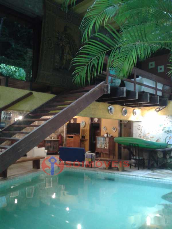 Conheça 20160301_164758 do imóvel - Linda casa no Jardim Botânico com piscina e vista deslumbrante para a Lagoa Rodrigo de Freitas.( 765 m² de área construída). Rua tranquila e silenciosa com guarita de segurança 24 hs. Oportunidade ! - LBCA40030 - 13 20160301_164758 - Linda casa no Jardim Botânico com piscina e vista deslumbrante para a Lagoa Rodrigo de Freitas.( 765 m² de área construída). Rua tranquila e silenciosa com guarita de segurança 24 hs. Oportunidade ! - LBCA40030 - 13