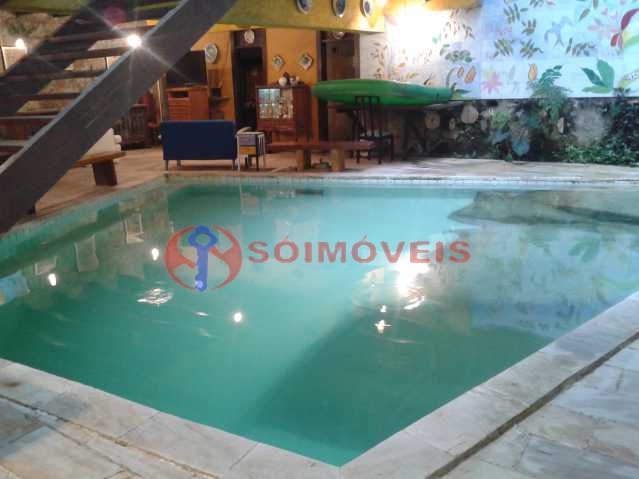 Conheça 20160301_164838 do imóvel - Linda casa no Jardim Botânico com piscina e vista deslumbrante para a Lagoa Rodrigo de Freitas.( 765 m² de área construída). Rua tranquila e silenciosa com guarita de segurança 24 hs. Oportunidade ! - LBCA40030 - 23 20160301_164838 - Linda casa no Jardim Botânico com piscina e vista deslumbrante para a Lagoa Rodrigo de Freitas.( 765 m² de área construída). Rua tranquila e silenciosa com guarita de segurança 24 hs. Oportunidade ! - LBCA40030 - 23