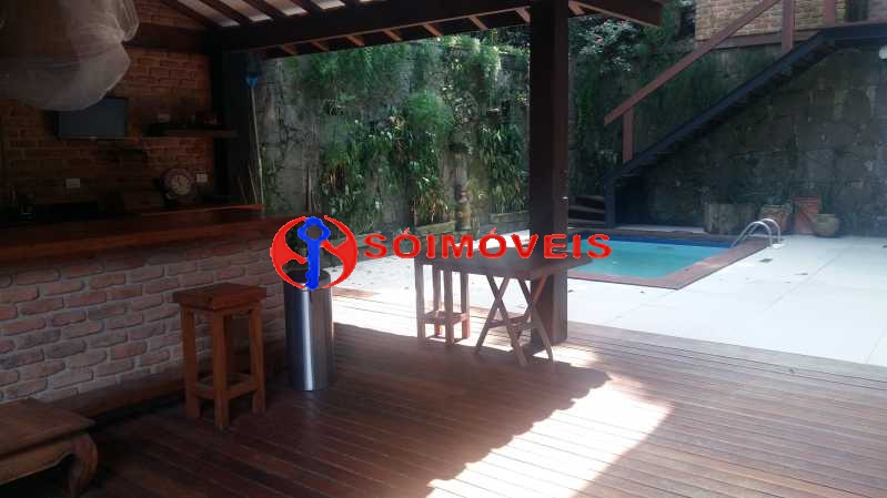 Conheça 20160917_113858 do imóvel - Mansão em condomínio na Gávea próximo Escola Americana. Varanda, 6 salas, 5 quartos, sauna, piscina, churrasqueira, vaga para 4 carros. - LBCN50010 - 8 20160917_113858 - Mansão em condomínio na Gávea próximo Escola Americana. Varanda, 6 salas, 5 quartos, sauna, piscina, churrasqueira, vaga para 4 carros. - LBCN50010 - 8