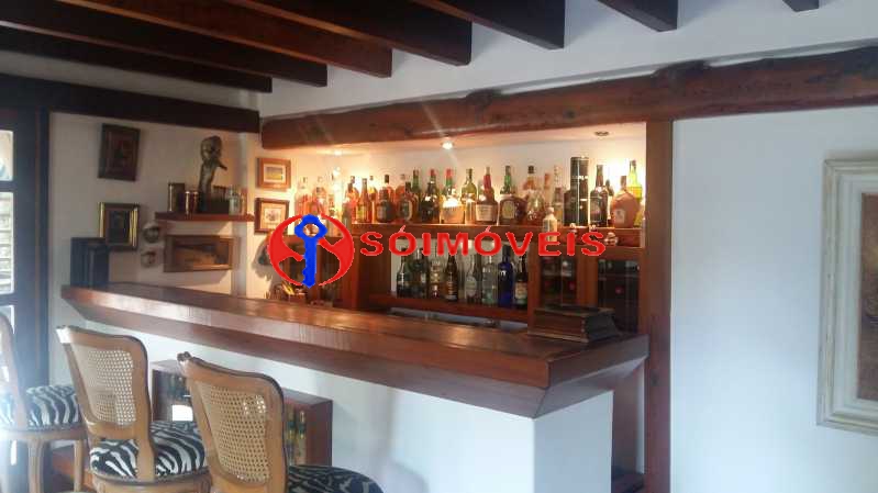 Conheça 20160917_114045 do imóvel - Mansão em condomínio na Gávea próximo Escola Americana. Varanda, 6 salas, 5 quartos, sauna, piscina, churrasqueira, vaga para 4 carros. - LBCN50010 - 11 20160917_114045 - Mansão em condomínio na Gávea próximo Escola Americana. Varanda, 6 salas, 5 quartos, sauna, piscina, churrasqueira, vaga para 4 carros. - LBCN50010 - 11