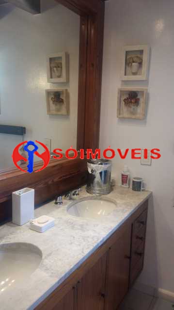 Conheça 20160917_115004 do imóvel - Mansão em condomínio na Gávea próximo Escola Americana. Varanda, 6 salas, 5 quartos, sauna, piscina, churrasqueira, vaga para 4 carros. - LBCN50010 - 31 20160917_115004 - Mansão em condomínio na Gávea próximo Escola Americana. Varanda, 6 salas, 5 quartos, sauna, piscina, churrasqueira, vaga para 4 carros. - LBCN50010 - 31
