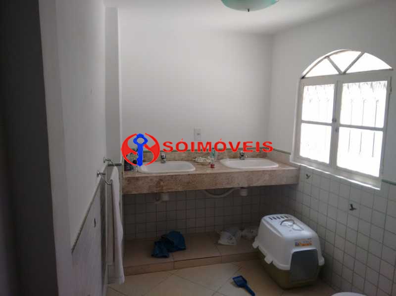 Conheça 24 do imóvel - EXCELENTE CASA DUPLEX EM VILA, NA SANTA CLARA,COPACABANA!!! MARAVILHOSO IMÓVEL!!! - LBCV60002 - 25 24 - EXCELENTE CASA DUPLEX EM VILA, NA SANTA CLARA,COPACABANA!!! MARAVILHOSO IMÓVEL!!! - LBCV60002 - 25