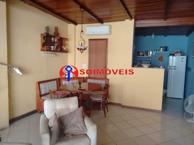 Conheça 26 do imóvel - EXCELENTE CASA DUPLEX EM VILA, NA SANTA CLARA,COPACABANA!!! MARAVILHOSO IMÓVEL!!! - LBCV60002 - 27 26 - EXCELENTE CASA DUPLEX EM VILA, NA SANTA CLARA,COPACABANA!!! MARAVILHOSO IMÓVEL!!! - LBCV60002 - 27