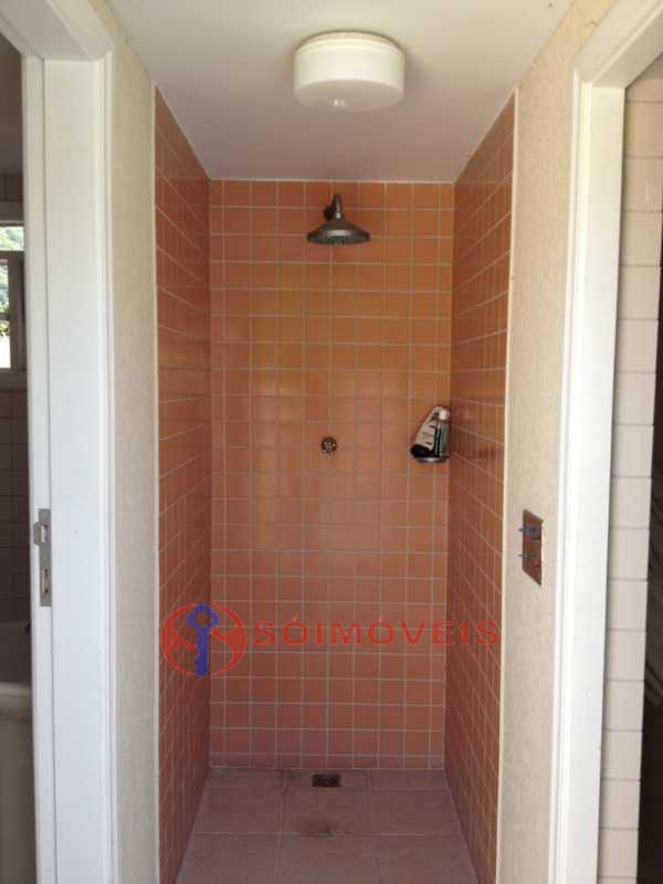 Conheça 3 Ducha Deck do imóvel - Casa Itanhangá - LBCA70002 - 8 3 Ducha Deck - Casa Itanhangá - LBCA70002 - 8