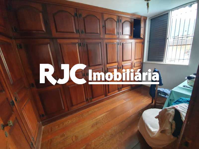 Conheça 21 closet suite master do imóvel - Casa 5 quartos à venda Grajaú, Rio de Janeiro - R$ 1.680.000 - MBCA50078 - 11 21 closet suite master - Casa 5 quartos à venda Grajaú, Rio de Janeiro - R$ 1.680.000 - MBCA50078 - 11