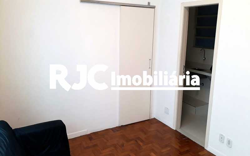 Conheça 6 Sala do imóvel - Apartamento 1 quarto à venda Tijuca, Rio de Janeiro - R$ 250.000 - MBAP10847 - 7 6 Sala - Apartamento 1 quarto à venda Tijuca, Rio de Janeiro - R$ 250.000 - MBAP10847 - 7