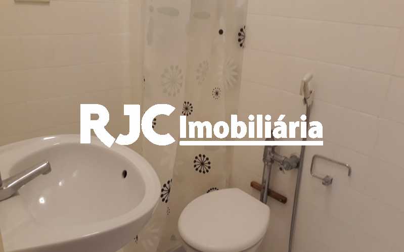 Conheça 14 Banheiro Suíte do imóvel - Apartamento 1 quarto à venda Tijuca, Rio de Janeiro - R$ 250.000 - MBAP10847 - 15 14 Banheiro Suíte - Apartamento 1 quarto à venda Tijuca, Rio de Janeiro - R$ 250.000 - MBAP10847 - 15