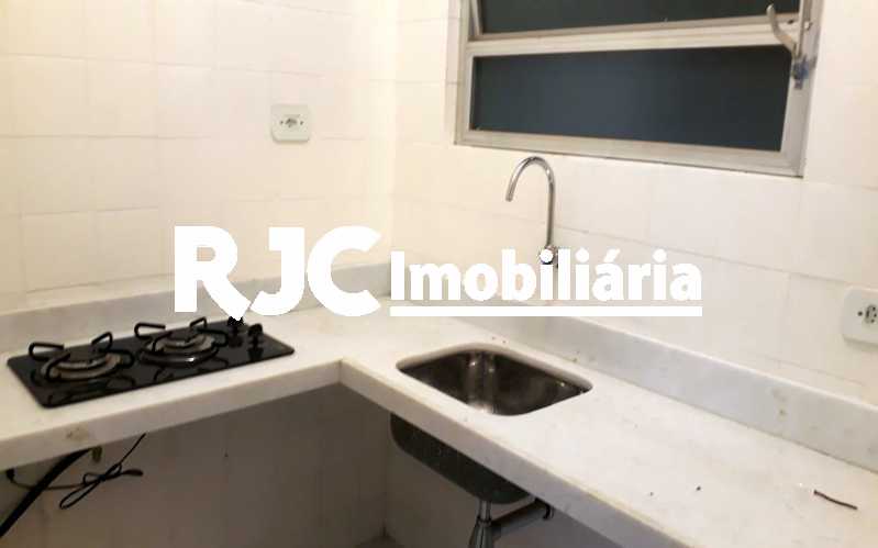 Conheça 15 Cozinha do imóvel - Apartamento 1 quarto à venda Tijuca, Rio de Janeiro - R$ 250.000 - MBAP10847 - 16 15 Cozinha - Apartamento 1 quarto à venda Tijuca, Rio de Janeiro - R$ 250.000 - MBAP10847 - 16