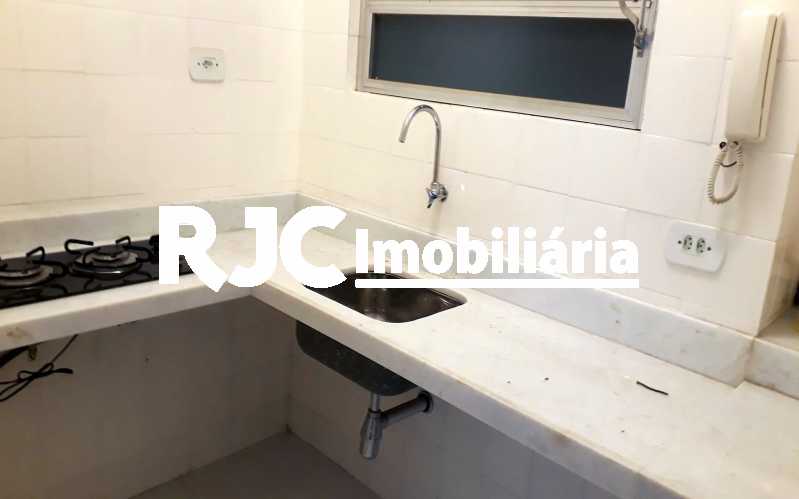 Conheça 16 Cozinha do imóvel - Apartamento 1 quarto à venda Tijuca, Rio de Janeiro - R$ 250.000 - MBAP10847 - 17 16 Cozinha - Apartamento 1 quarto à venda Tijuca, Rio de Janeiro - R$ 250.000 - MBAP10847 - 17