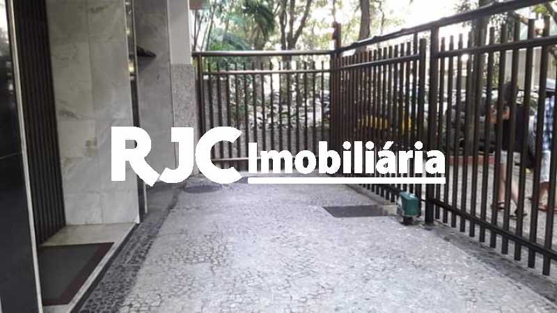 Conheça WhatsApp Image 2020-06-16 at 2 do imóvel - Apartamento 2 quartos à venda Copacabana, Rio de Janeiro - R$ 720.000 - MBAP24832 - 18 WhatsApp Image 2020-06-16 at 2 - Apartamento 2 quartos à venda Copacabana, Rio de Janeiro - R$ 720.000 - MBAP24832 - 18