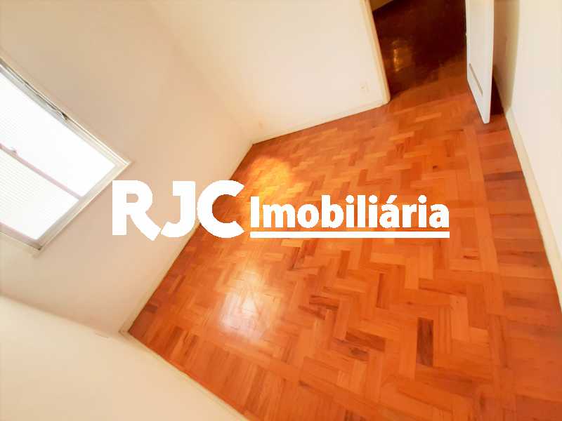 Conheça FOTO 12 do imóvel - Apartamento 3 quartos à venda Vila Isabel, Rio de Janeiro - R$ 300.000 - MBAP33174 - 13 FOTO 12 - Apartamento 3 quartos à venda Vila Isabel, Rio de Janeiro - R$ 300.000 - MBAP33174 - 13