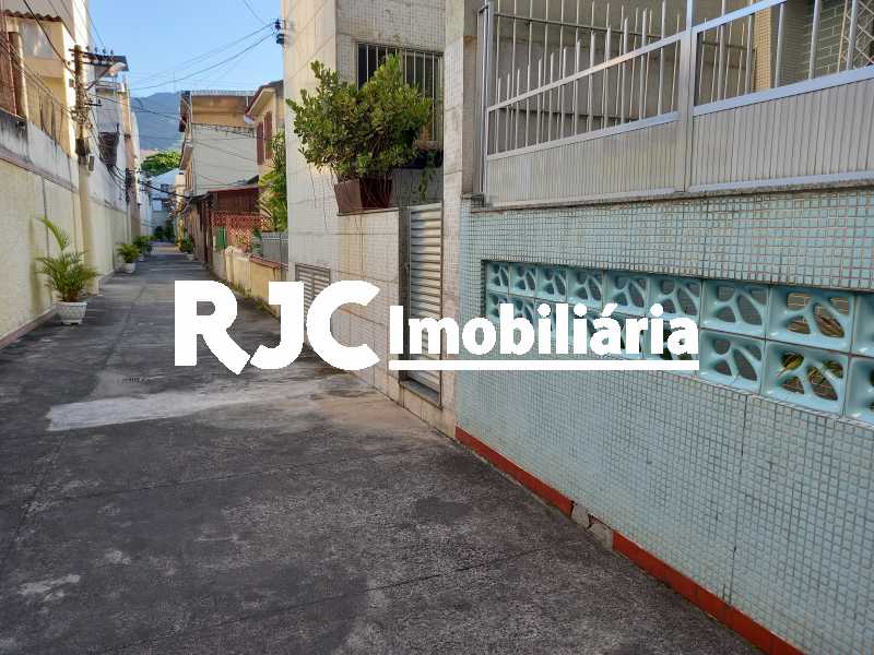 Conheça 1 do imóvel - Casa de Vila à venda Boulevard Vinte e Oito de Setembro,Vila Isabel, Rio de Janeiro - R$ 700.000 - MBCV40062 - 1 1 - Casa de Vila à venda Boulevard Vinte e Oito de Setembro,Vila Isabel, Rio de Janeiro - R$ 700.000 - MBCV40062 - 1