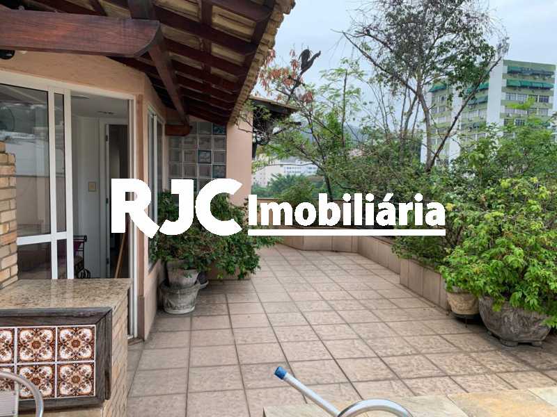 Conheça 01 do imóvel - Cobertura 3 quartos à venda Laranjeiras, Rio de Janeiro - R$ 1.600.000 - MBCO30396 - 1 01 - Cobertura 3 quartos à venda Laranjeiras, Rio de Janeiro - R$ 1.600.000 - MBCO30396 - 1