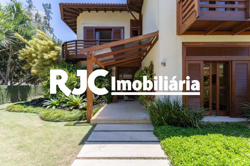 Casa no Malibu - 02 - Casa em Condomínio 4 quartos à venda Barra da Tijuca, Rio de Janeiro - R$ 12.000.000 - MBCN40017 - 1