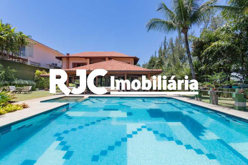 Conheça Casa no Malibu - 07 do imóvel - Casa em Condomínio 4 quartos à venda Barra da Tijuca, Rio de Janeiro - R$ 12.000.000 - MBCN40017 - 5 Casa no Malibu - 07 - Casa em Condomínio 4 quartos à venda Barra da Tijuca, Rio de Janeiro - R$ 12.000.000 - MBCN40017 - 5