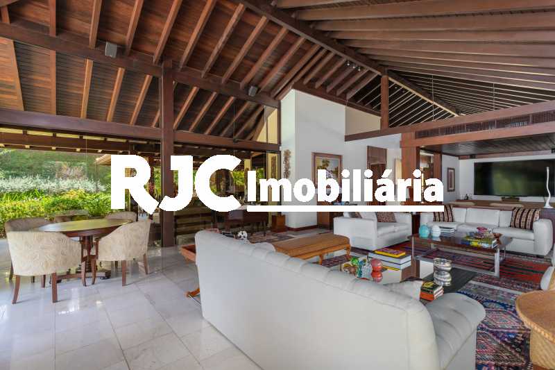 Conheça Casa no Malibu - 18 do imóvel - Casa em Condomínio 4 quartos à venda Barra da Tijuca, Rio de Janeiro - R$ 12.000.000 - MBCN40017 - 15 Casa no Malibu - 18 - Casa em Condomínio 4 quartos à venda Barra da Tijuca, Rio de Janeiro - R$ 12.000.000 - MBCN40017 - 15